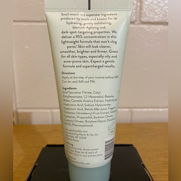 Peach Slices Snail Rescue all-in-one face moisturizer - Picture 2 of 4